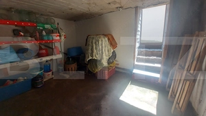 Vila cu teren intravilan, 4.400 mp, Valcele - imagine 14