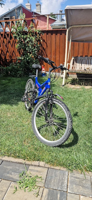 Bicicleta 24" Kreativ Rocket