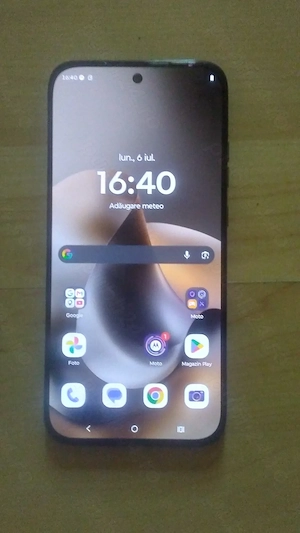 Motorola G77, 256GB, 8GB RAM, 5G, Black Olive Garanție 2 ANI! Pret negociabil.
