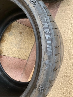 305 30 21 Michelin - imagine 3