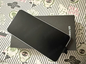 Telefon s25 nou ,desigilat 
