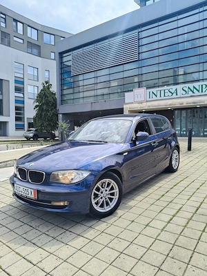 vând BMW seria 1 116D 116cp euro 5 an 2011