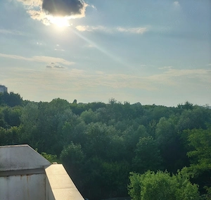 Apartament Luminos 2 camere. Vedere Parc Tineretului, Zona Pridvor. - imagine 2