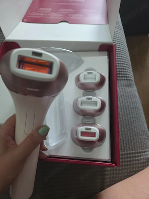 Epilator IPL Philips Lumea Seria 9900 BRI977 00