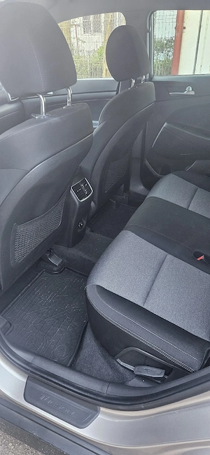 Hyundai Tucson Style 1.6 T-GDi 177 CP 4x4   Prim proprietar   58.431 km   Revizii reprezentanță - imagine 7