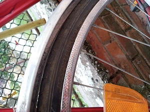 Bicicleta de dama în bună stare.