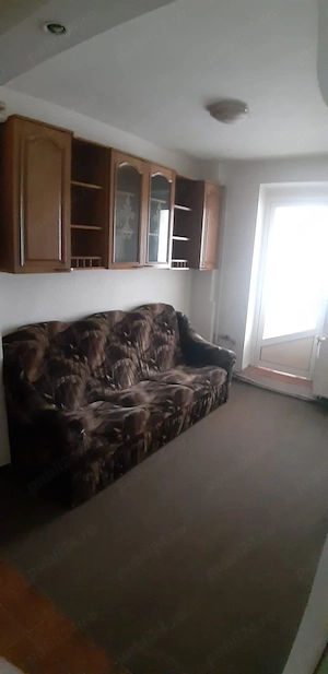 Inchiriez apartament 3 camere - imagine 4