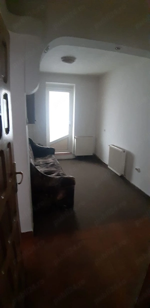 Inchiriez apartament 3 camere - imagine 2