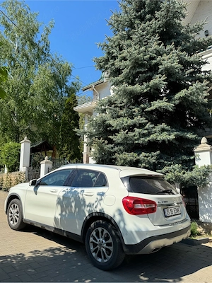 Mercedes GLA 180 - imagine 5