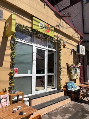 Afacere de vânzare   Bistro complet echipat, gata de operare