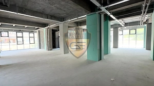 Spatiu comercial Boema Bd Tomis P+2 semifinisat posibilitate recompartimentare