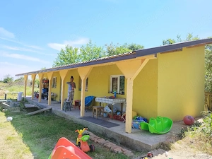 Casă+Teren intravilan 8700 mp - 87.000 euro CORNĂȚELU 