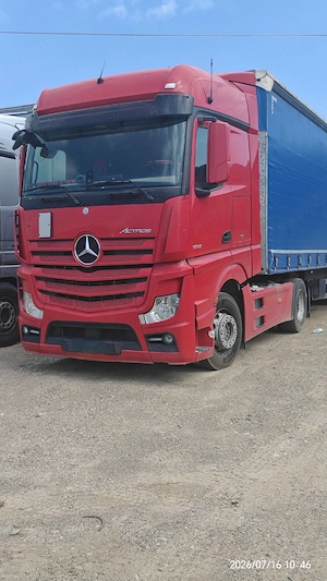 Mercedes actros  - imagine 5