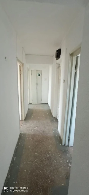 Apartament 4 camere, decomandat, Bals - imagine 7