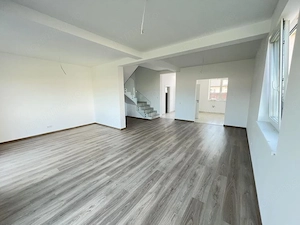 Casa - Duplex - 4 camere - 115mp - Curte 300mp - Utilitati - Sanpetru - imagine 2