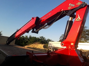 Macara HMF 3000, fabricație 2010, cu telecomandă, 4 stabilizatoare hidraulice și 4 extensii hidrauli - imagine 9