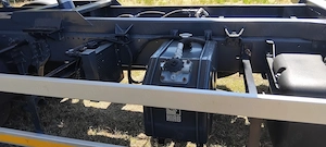 DAF LF 290 FA 19 t basculabil cu macara HIAB 111 cu telecomandă, Euro 6. - imagine 9