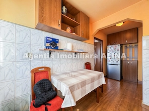 Apartament 2 camere LA CHEIE (mobilat si utilat) in Mun. Deva, Jud. HD, zona Gojdu. - imagine 4