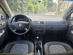 Skoda Fabia 2007 Facelift. Proveninta RO-Porsche . Elegance.12 benzina E 4 .Pret 1650 Euro - imagine 6