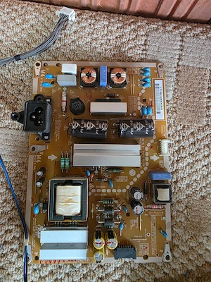 Dezmembrez tv LG 43lh560v 
