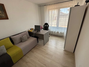 Închiriez casa in Săcălaz ideală pentru firma sau familii ( 180 mp) 8 locuri de parcare - imagine 6