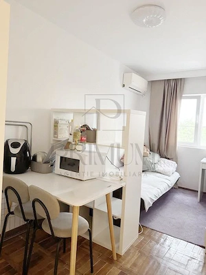 COMPLEX - 1 CAM - ETAJ INTERMEDIAR - MOBILAT UTILAT - CLIMA - imagine 2