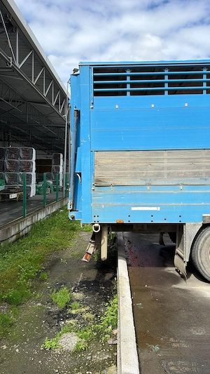 dezmembrez volvo fl  euro 5 - imagine 2