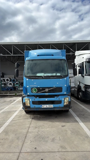 dezmembrez volvo fl  euro 5 - imagine 5