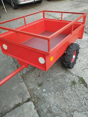 Vand remorca tractoras s-au motocultor stare nou 500 kg  , cauciucuri nou noute 500 8 , pod robust  - imagine 3