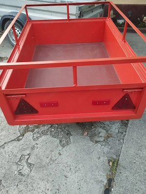 Vand remorca tractoras s-au motocultor stare nou 500 kg  , cauciucuri nou noute 500 8 , pod robust  - imagine 2