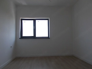 Triplex, P+E, Sacalaz, 3 si 2 dormitoare, living, la cheie, 105 si 86mp, com=0% - imagine 15