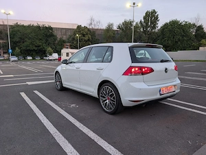VW GOLF 7, 2015, 1.6 TDI (110 CP), manuală, piele cu textil - imagine 4