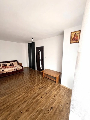 Apartament cu 2 camere Filiasi - imagine 4