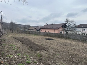 Teren intravilan 1 304 mp - Calinesti- Gorganu-Arges!