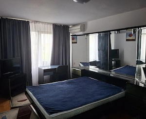 Vand urgent mobila dormitor - stare buna, pret avantajos