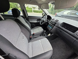 Skoda Fabia 2011.. 1.2 MPI benzina..Euro 5 ..144.000 km reali  - imagine 7