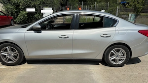 Vând Ford Focus sedan benzină, an 2019, rulaj 75.000 km, Iași - imagine 2