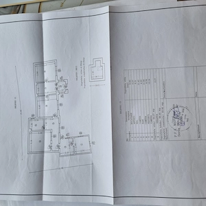 Proprietar: Vând Casă pe Strada Eroilor, Ploiești   Teren cu Deschidere de 15 m (Ideal Investiție) - imagine 4