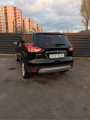 vand ford kuga proprietar din 2024 aprilie full cu trapa panoramica - imagine 4