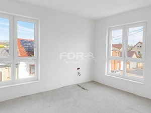 Casa moderna de vanzare/schimb zona Dacia, Palat Baroc Oradea - imagine 12