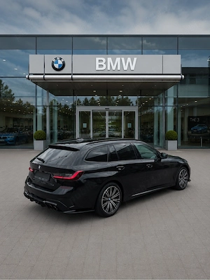 BMW 330e M Hybrid 2022 - imagine 3