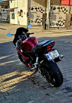 Suzuki GSX-R 600 K5  37.700 KM - imagine 3