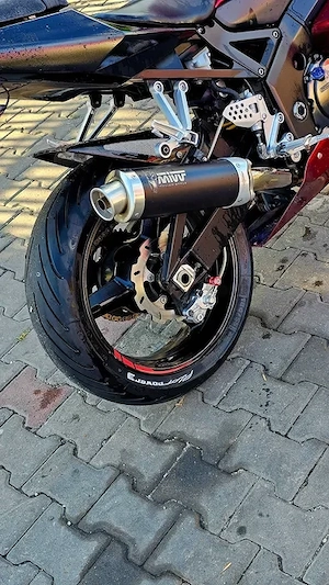Suzuki GSX-R 600 K5  37.700 KM - imagine 4