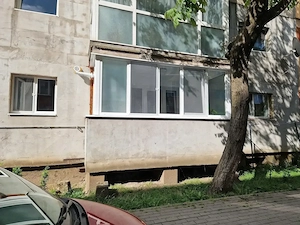 Persoana fizica vand apartament cetate piata cu 2 camere plus balcon la parter.   - imagine 10