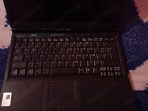 Laptop retro Acer TravelMate 212TXV (2001) 