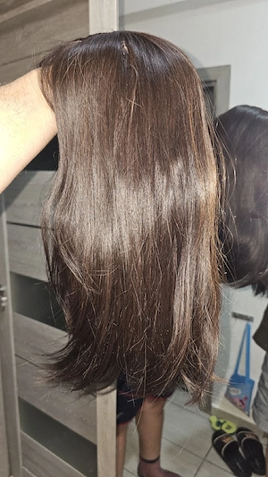 Vând Peruca cu par natural saten .