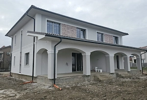 Proprietar vand Casa superba  - imagine 2