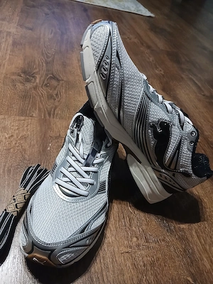 Pantofi Sport