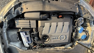 Dezmembrez Golf 6 , 1,6 tdi  - imagine 2