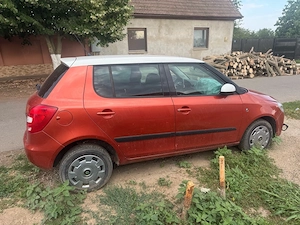 Dezmembrez Skoda Fabia 2, 1,2 benzina 2009 - imagine 3